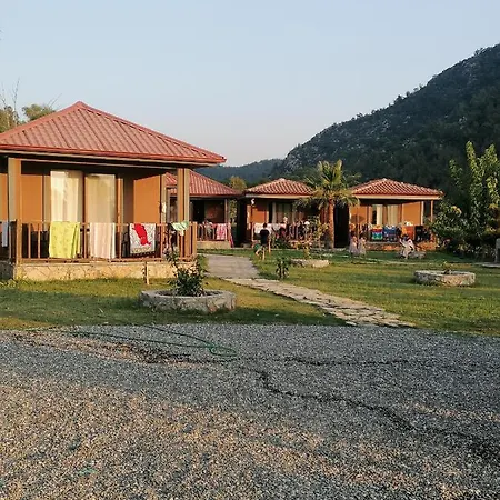 فندق مبيت وإفطار Derin Bungalov