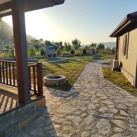 Derin Bungalov Bed & Breakfast *