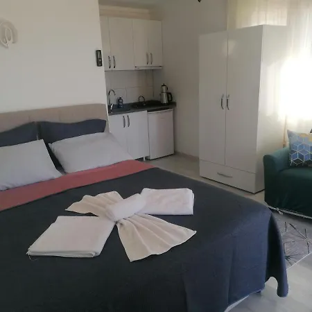 Derin Bungalov Bed & Breakfast